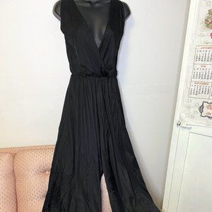 Vintage 1970s Groovy Black Jumpsuit!